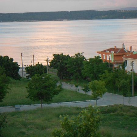 Irmak Family Pension & Apartments Еджеабат Екстер'єр фото