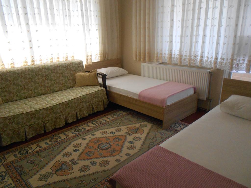 Irmak Family Pension & Apartments Еджеабат Номер фото