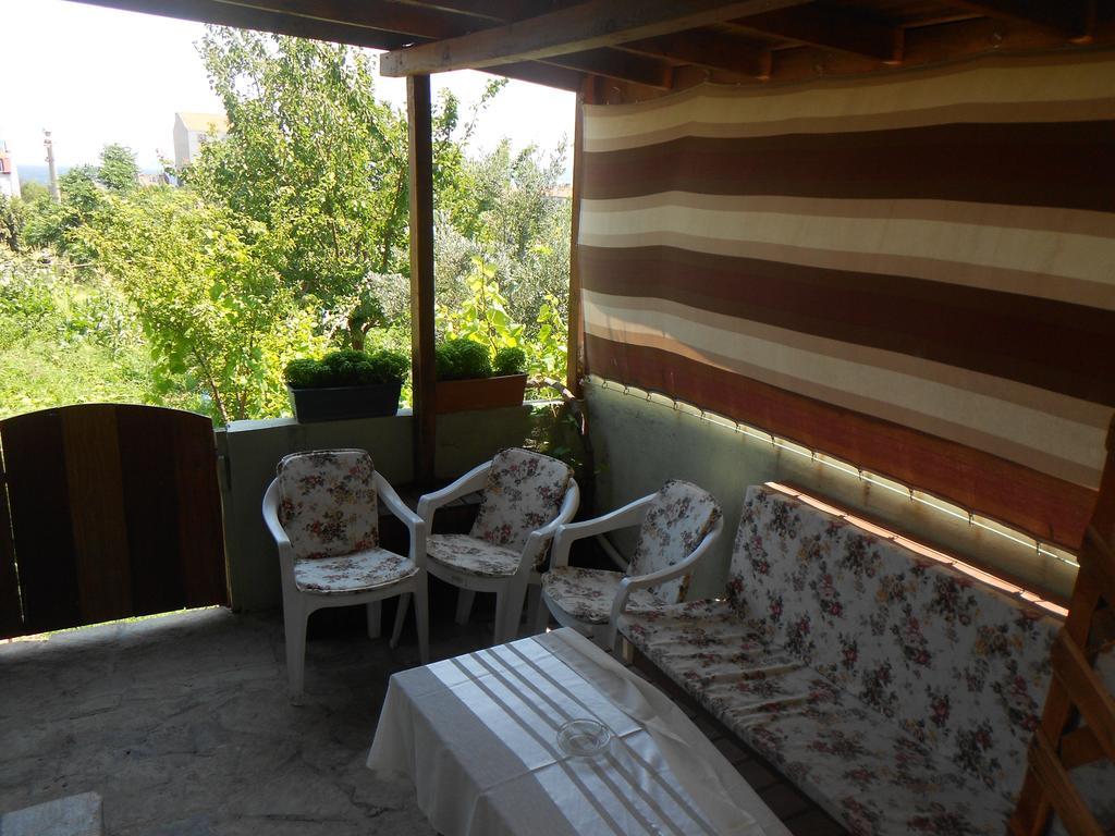 Irmak Family Pension & Apartments Еджеабат Номер фото