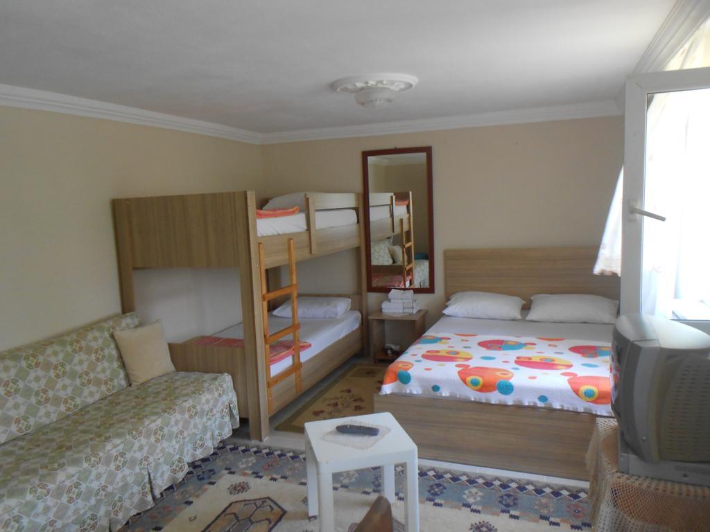 Irmak Family Pension & Apartments Еджеабат Номер фото